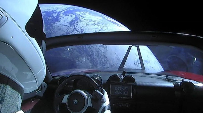 Як зараз виглядає Tesla Roadster в космосі та на що вона в результаті перетвориться
