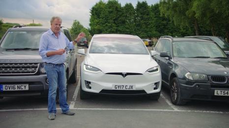 Джеремі Кларксон протестував Tesla Model X