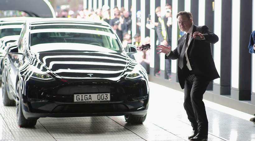 Tesla продала рекордну кількість авто у I кварталі 2022 року
