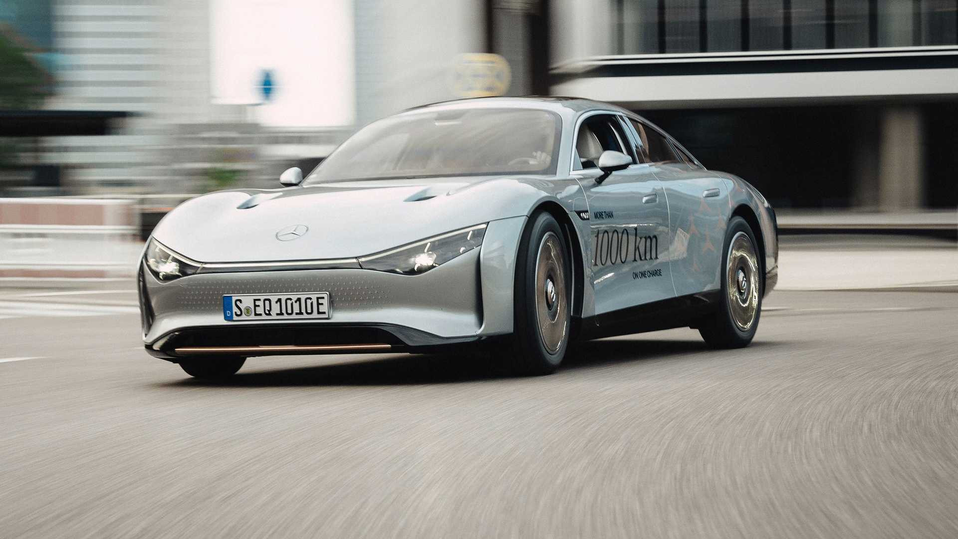 Електричний Mercedes-Benz EQXX подолав на одному заряді понад 1200 км
