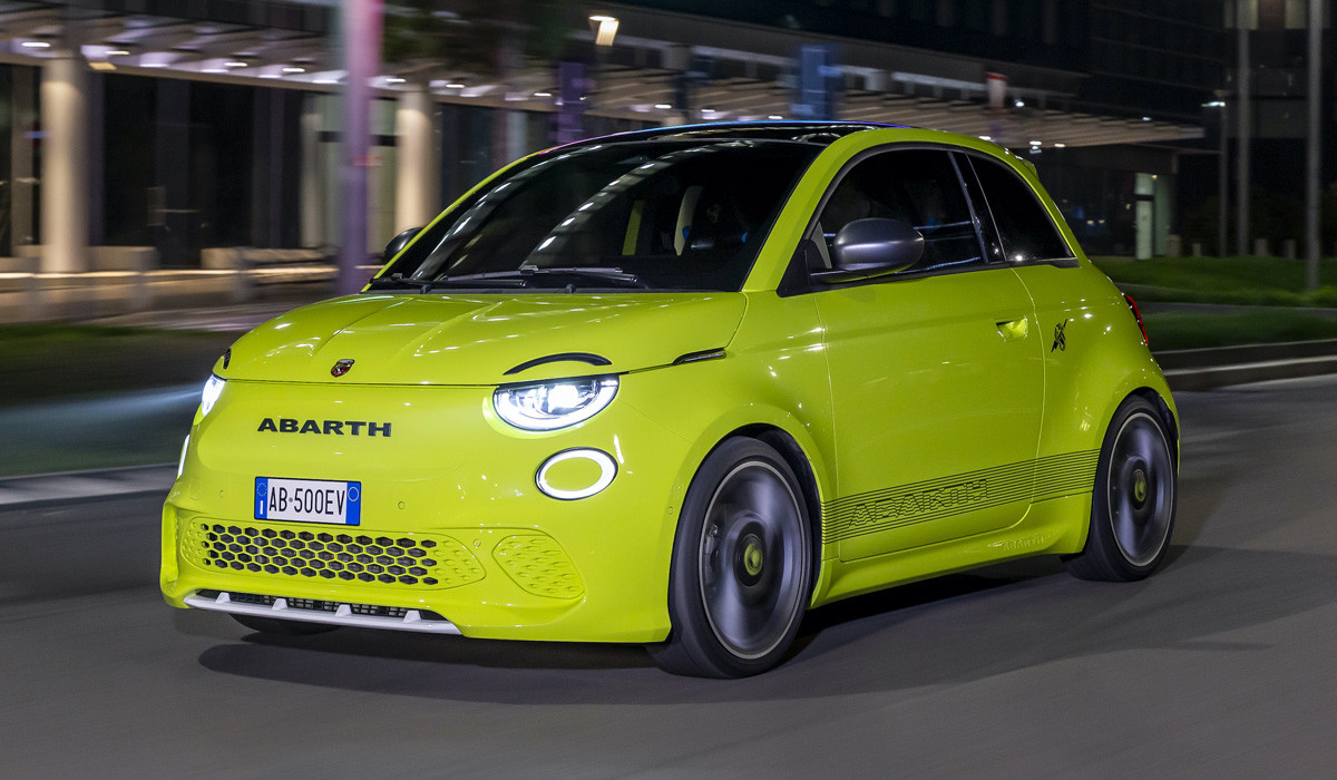 Перший електромобіль Abarth – він побудований на базі Fiat 500e