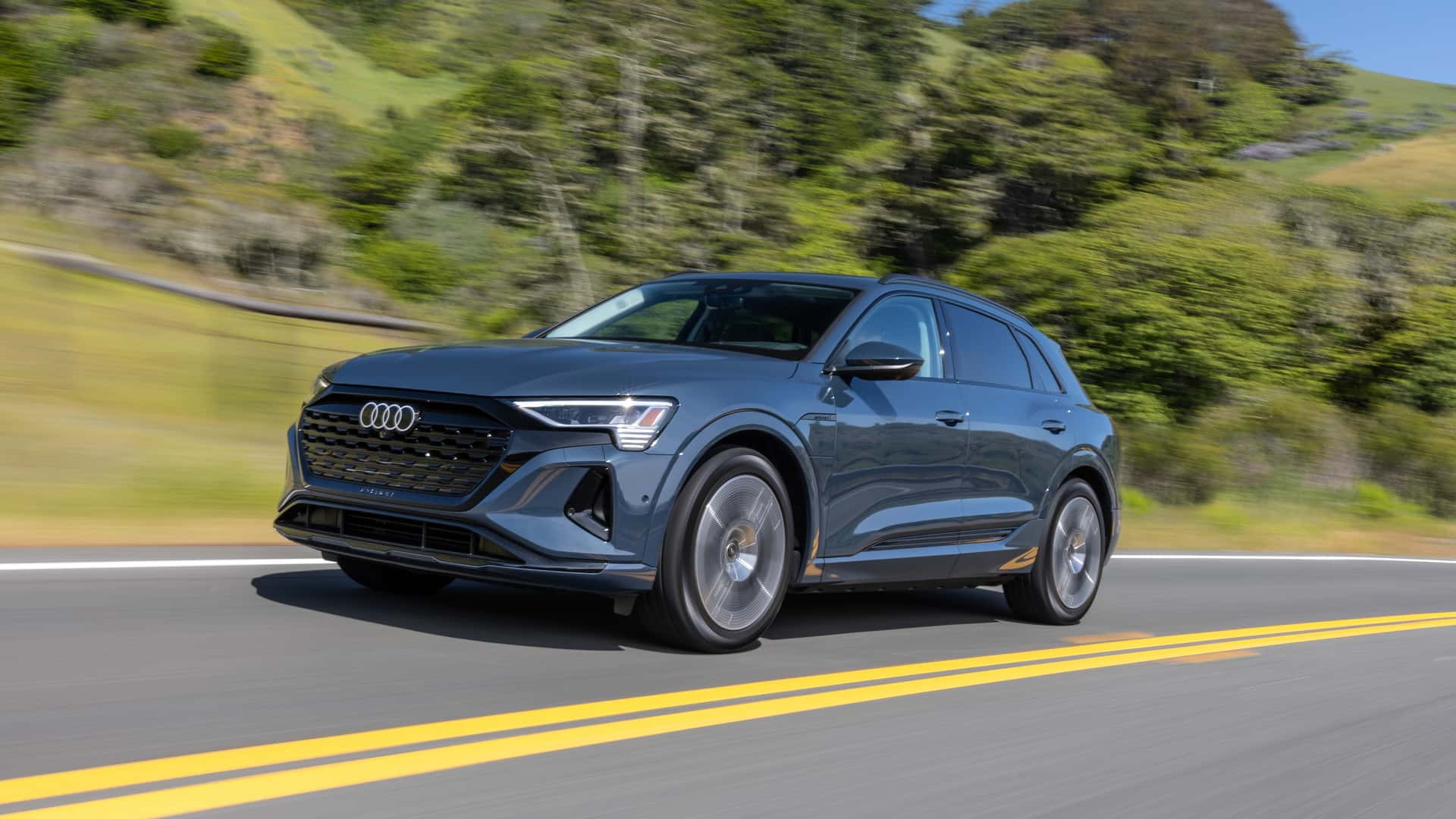 Електрокросовери Audi Q8 e-tron виявилися на 26–32% далекобійнішими за своїх попередників