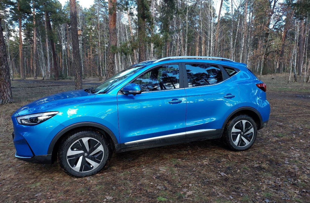 MG ZS EV. Що пропонує найдешевший офіційний електромобіль в Україні?