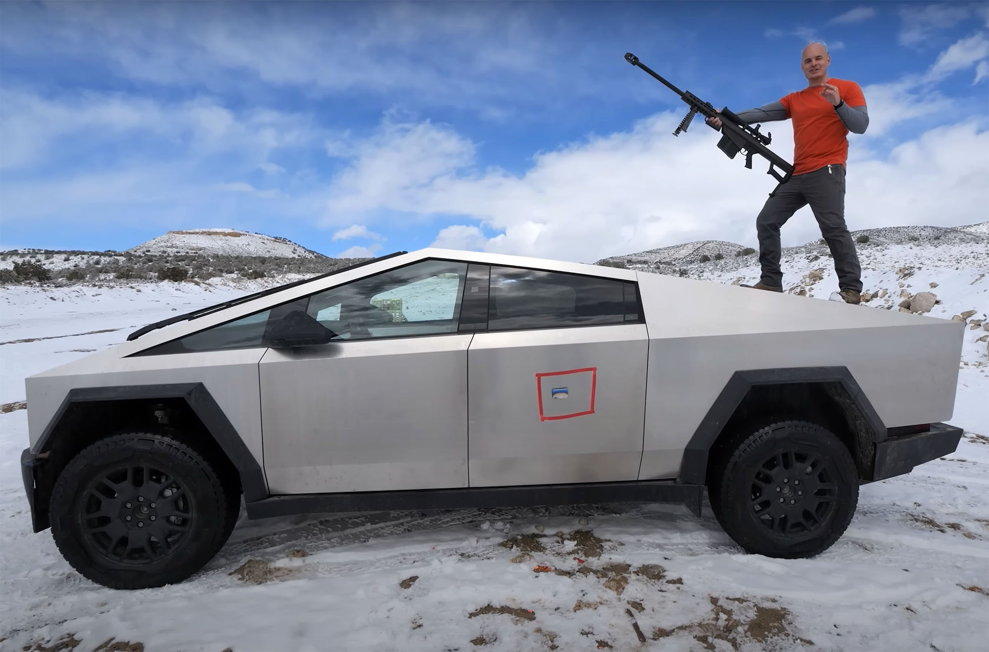 Tesla Cybertruck розстріляли з гвинтівки, яка пробиває БТР