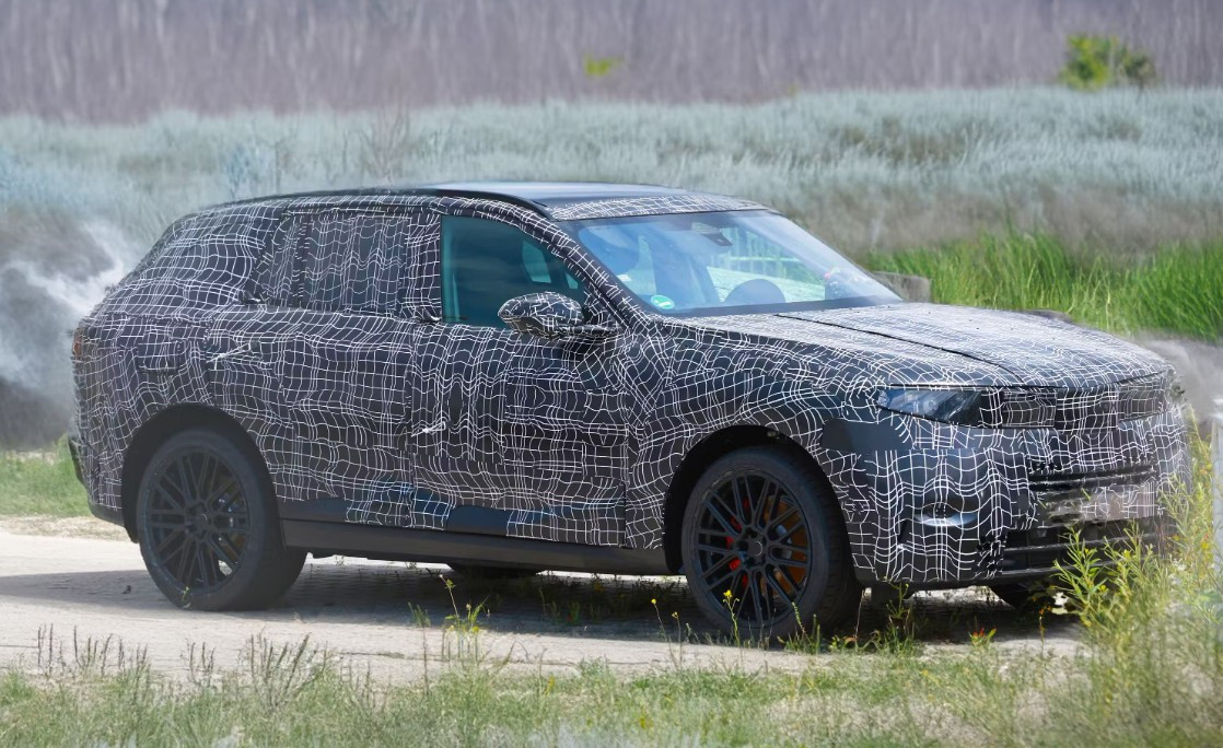 Електричний BMW X5 помітили на дорозі