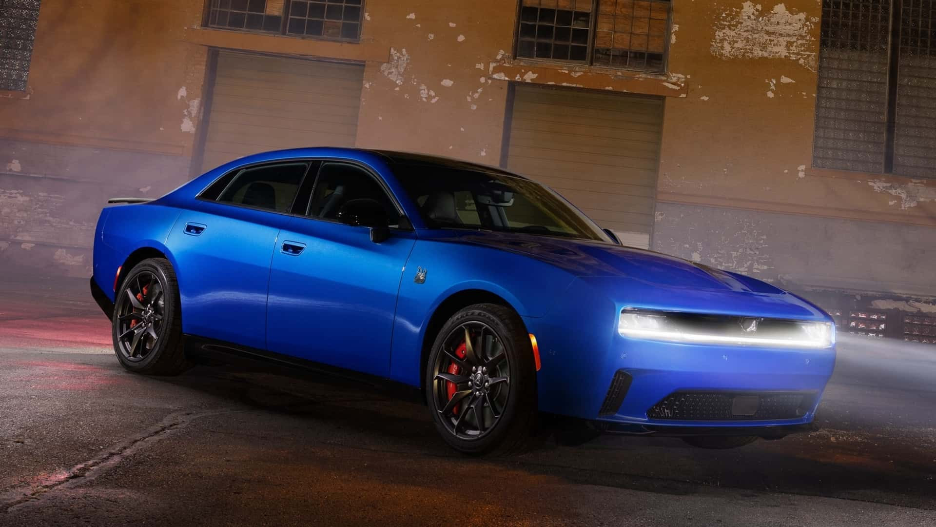 Dodge представив п'ятидверний масл-кар Charger Daytona: 630 сил та повний привід
