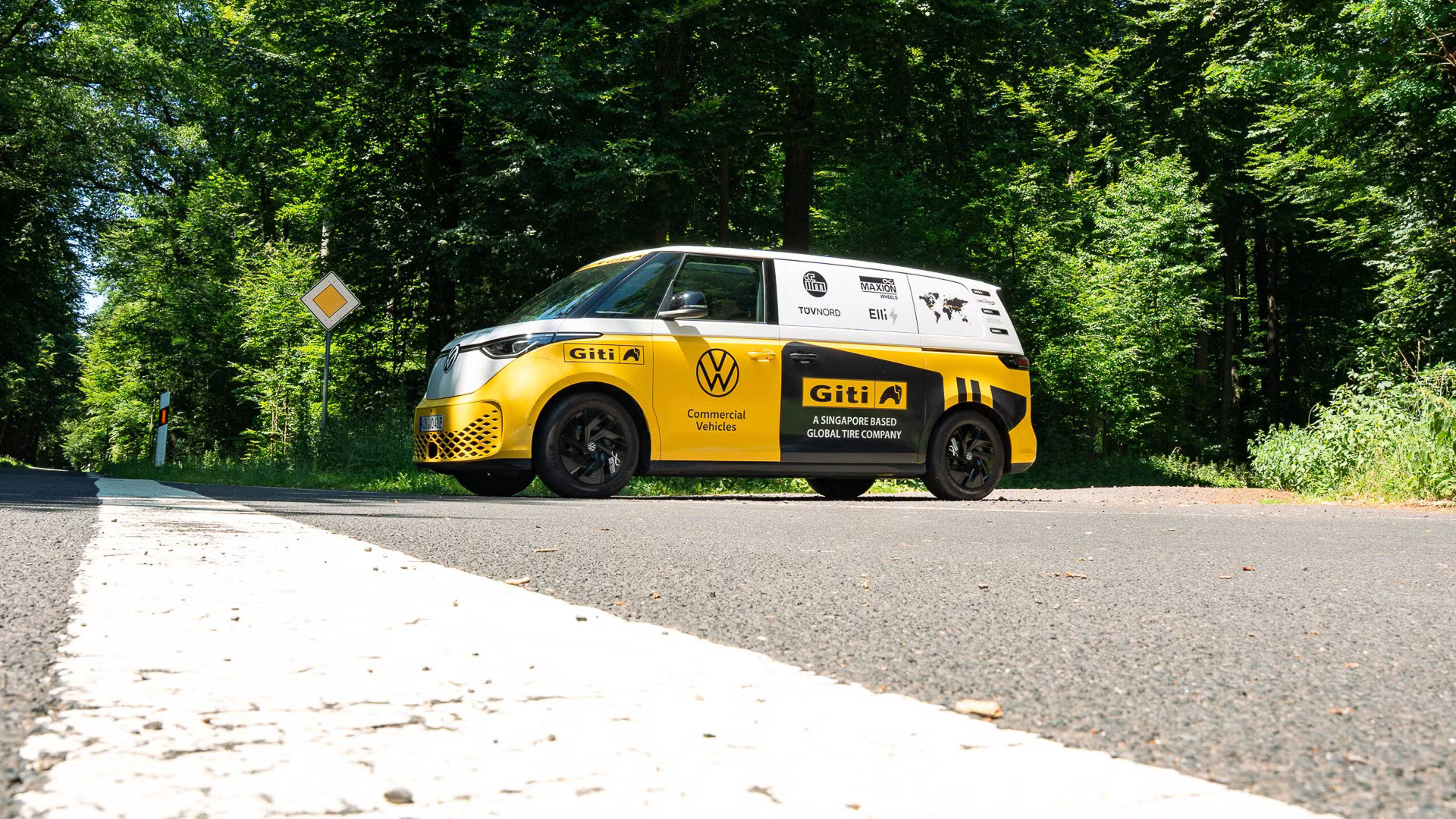 Volkswagen ID. Buzz намагатиметься встановити світовий рекорд: 75 країн за 8 місяців