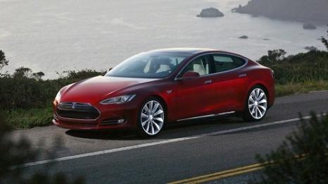 Тесла офіційно оновлює Model S