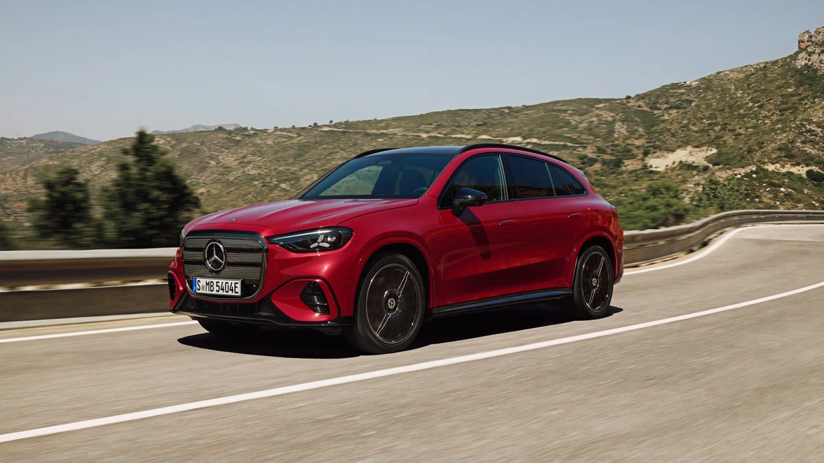 Названа ціна електричного Mercedes-Benz GLC