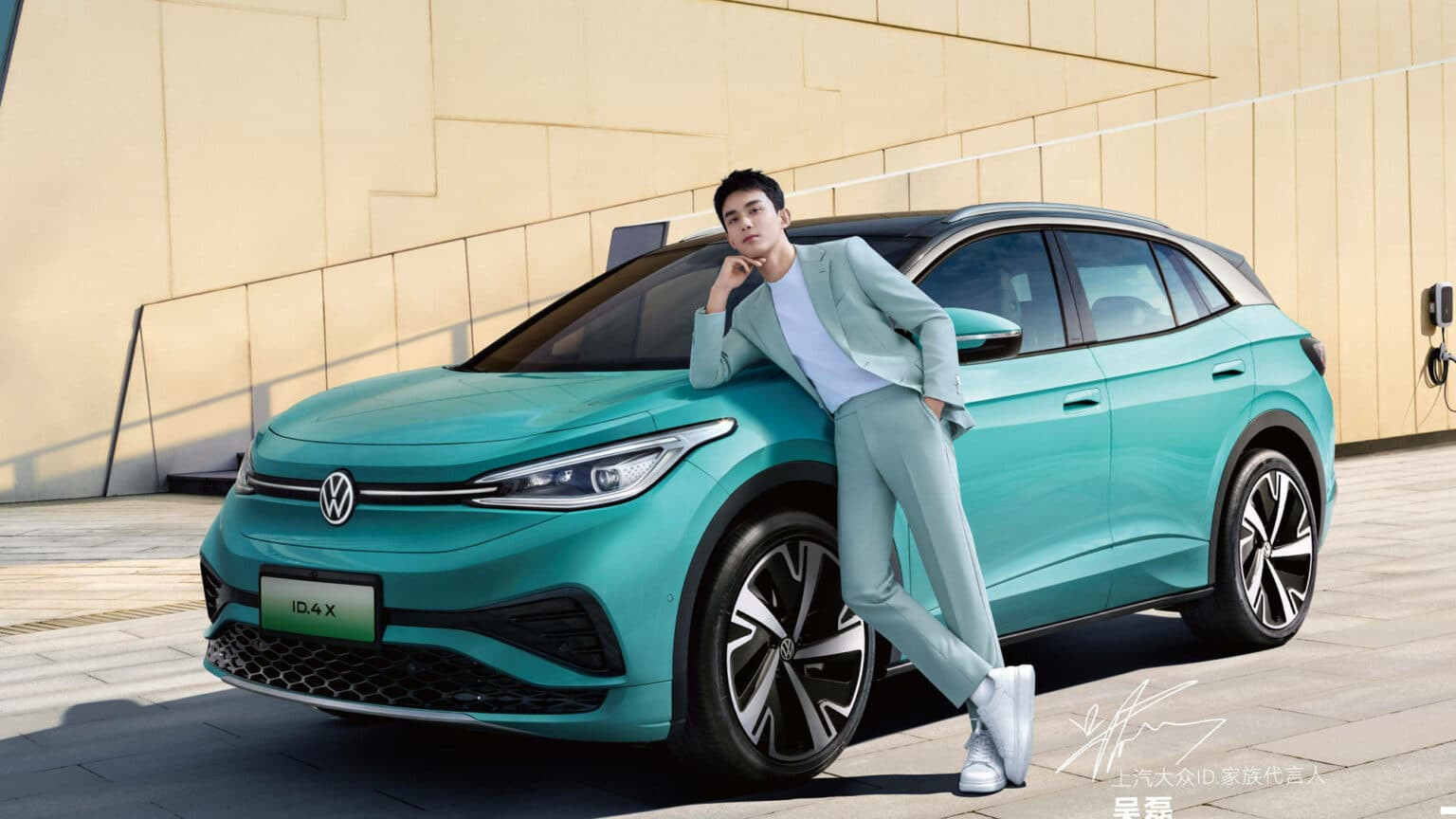 У Китаї продали рекордну кількість електромобілів