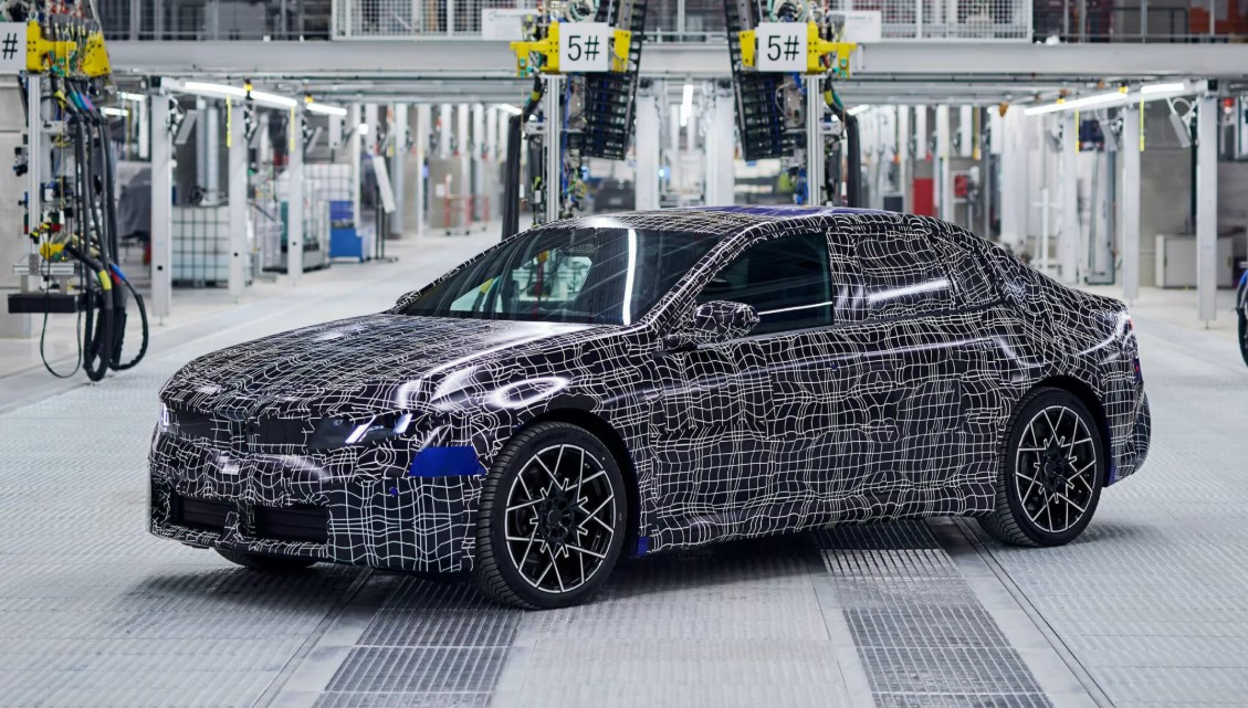 Розпочалося передсерійне виробництво нового BMW i3 на платформі Neue Klasse