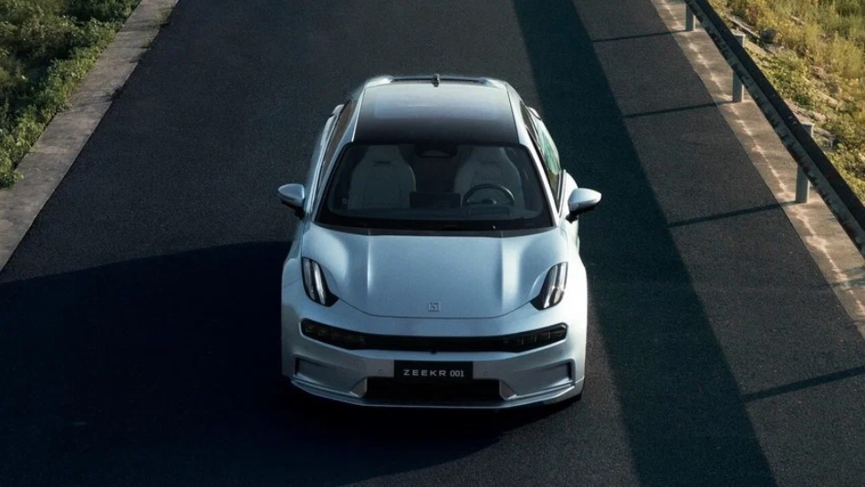 Понад 38 тисяч Zeekr 001 потрапили під відкликання через дефект батареї