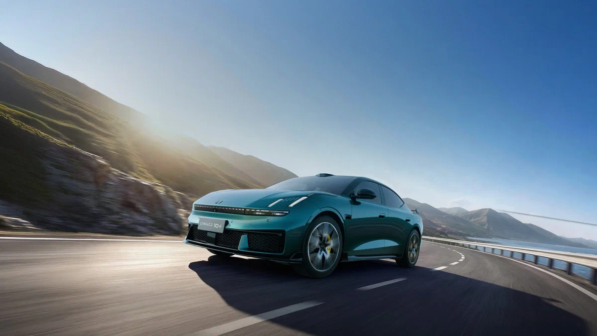 Geely стала світовим лідером за швидкістю заряджання батарей, випередивши BYD