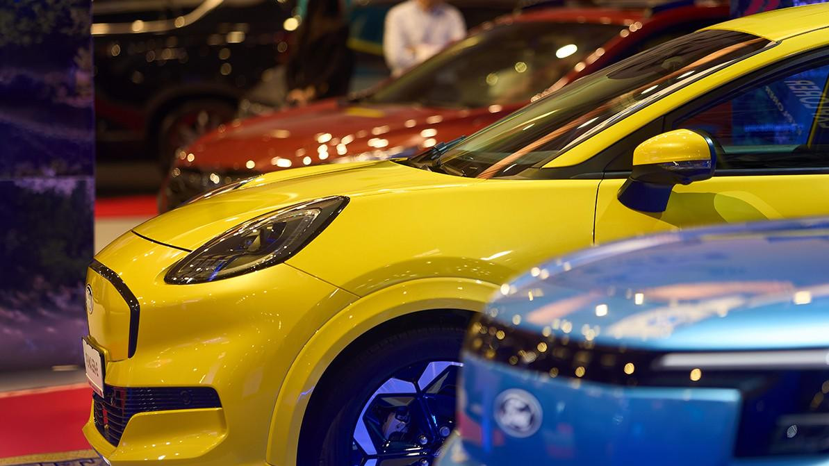 Європа нарощує продажі електромобілів на тлі зростання цін на пальне