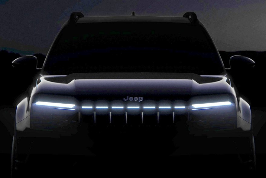 Jeep готує оновлення для компактного кросовера Avenger