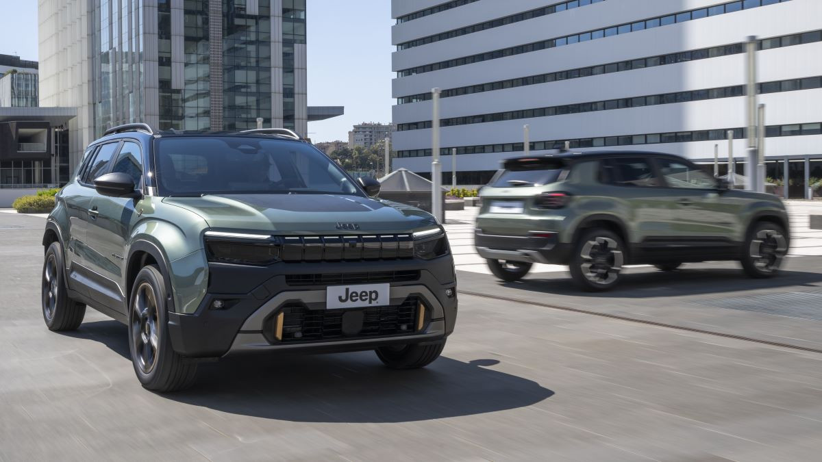 Jeep оновив електричний Avenger для Європи та додав спецверсію 85th Anniversary