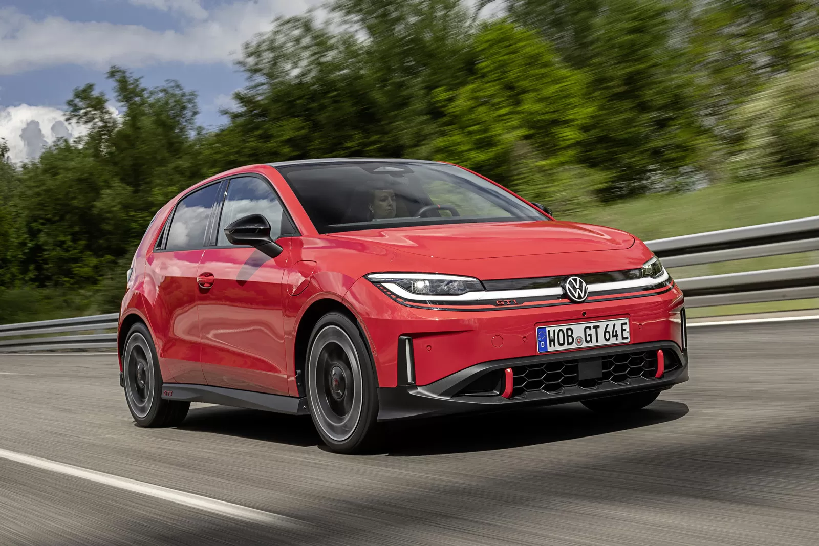 Представлено Volkswagen ID. Polo GTI: 226 к.с., передній привід і запас ходу понад 400 км