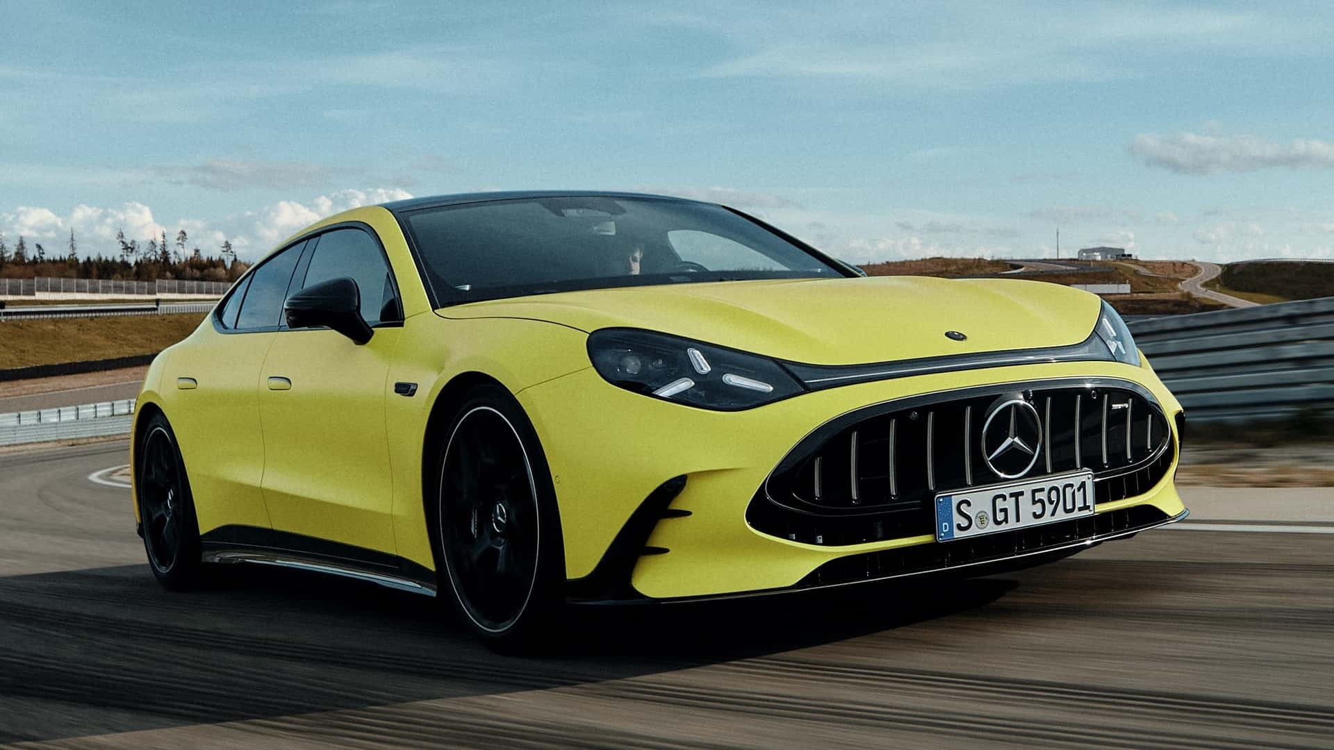 Mercedes-AMG представив 1169-сильний електричний GT 4-door Coupe