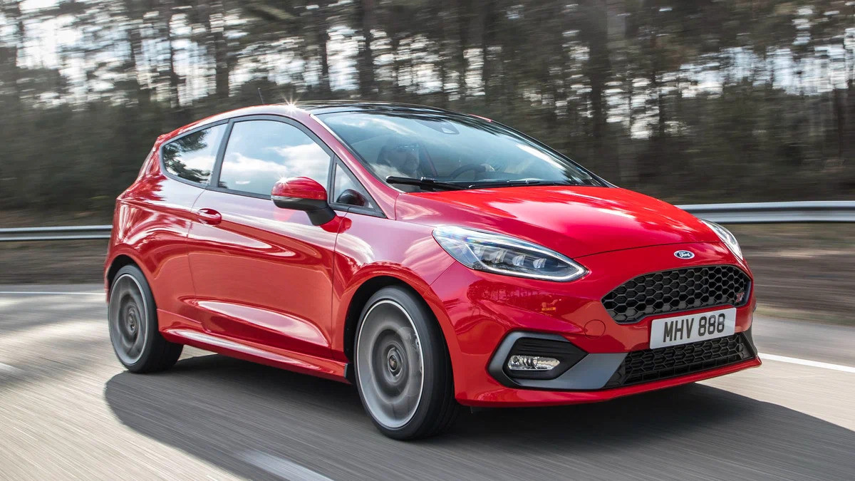 Ford може відродити Fiesta ST, але вже без ДВЗ