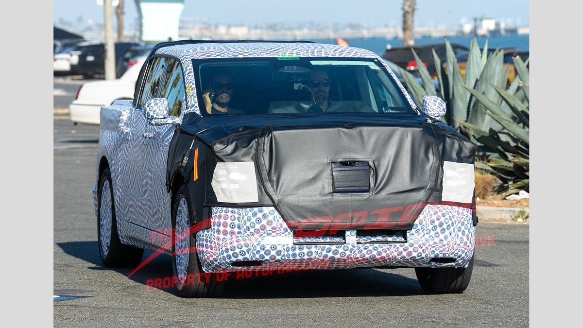 Недорогий електропікап Ford помітили на випробуваннях