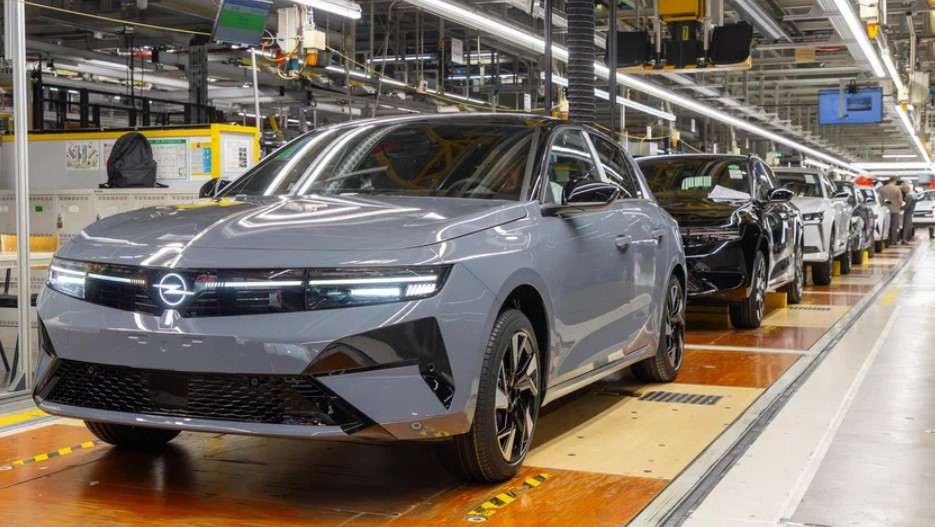 Opel готує чотири новинки, включно з новими Astra та Corsa