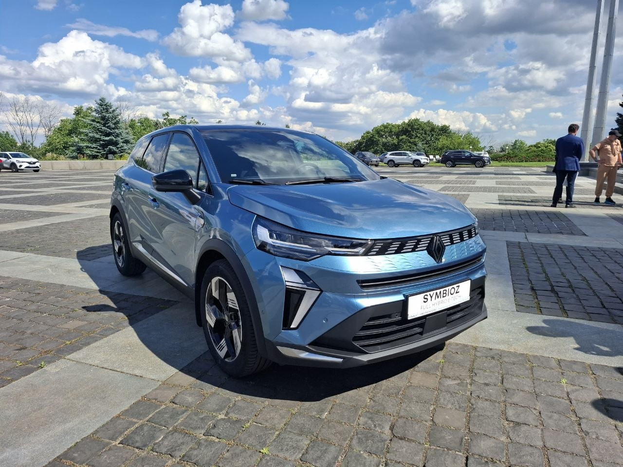 Renault Symbioz виходить на український ринок: ціни стартують від 1,17 млн грн