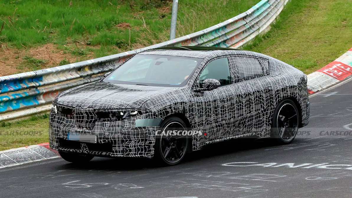 На тестах помітили BMW iX4