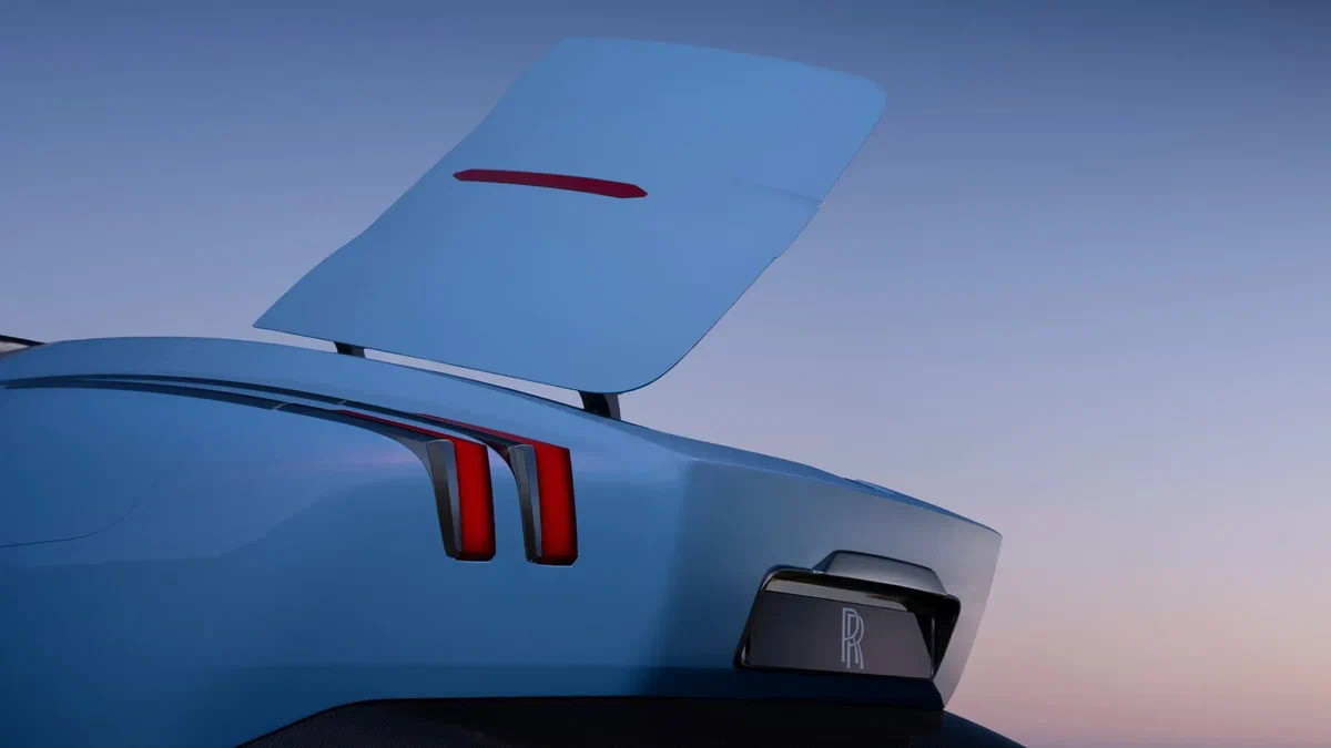 Rolls-Royce 15 тисяч разів відкриє багажник ексклюзивного родстера Nightingale