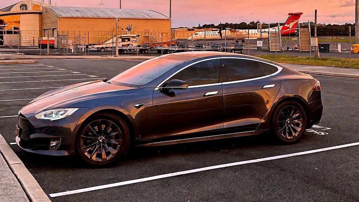 Власник Tesla з пробігом 965 тисяч км розповів про ремонти електрокара