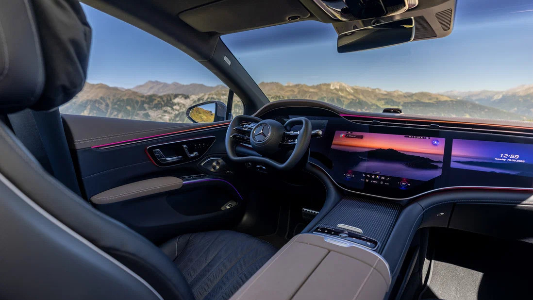 Mercedes-Benz EQS отримав штурвал і рульове керування «по проводах»