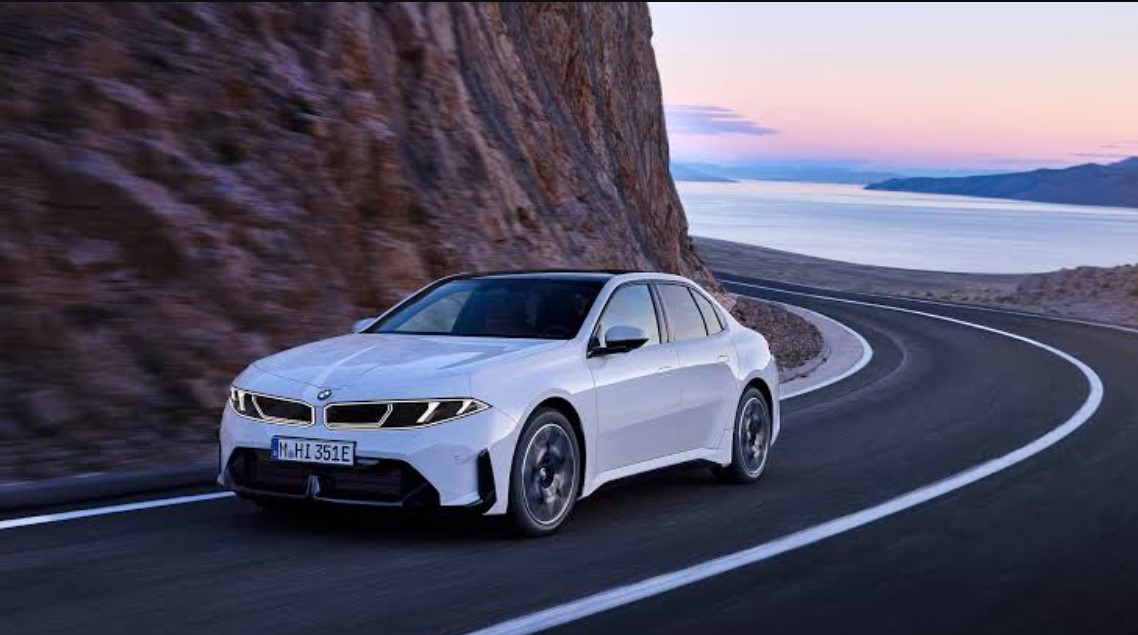 Опитування BMW: покупці електрокарів хочуть більший запас ходу, ніж їм потрібен