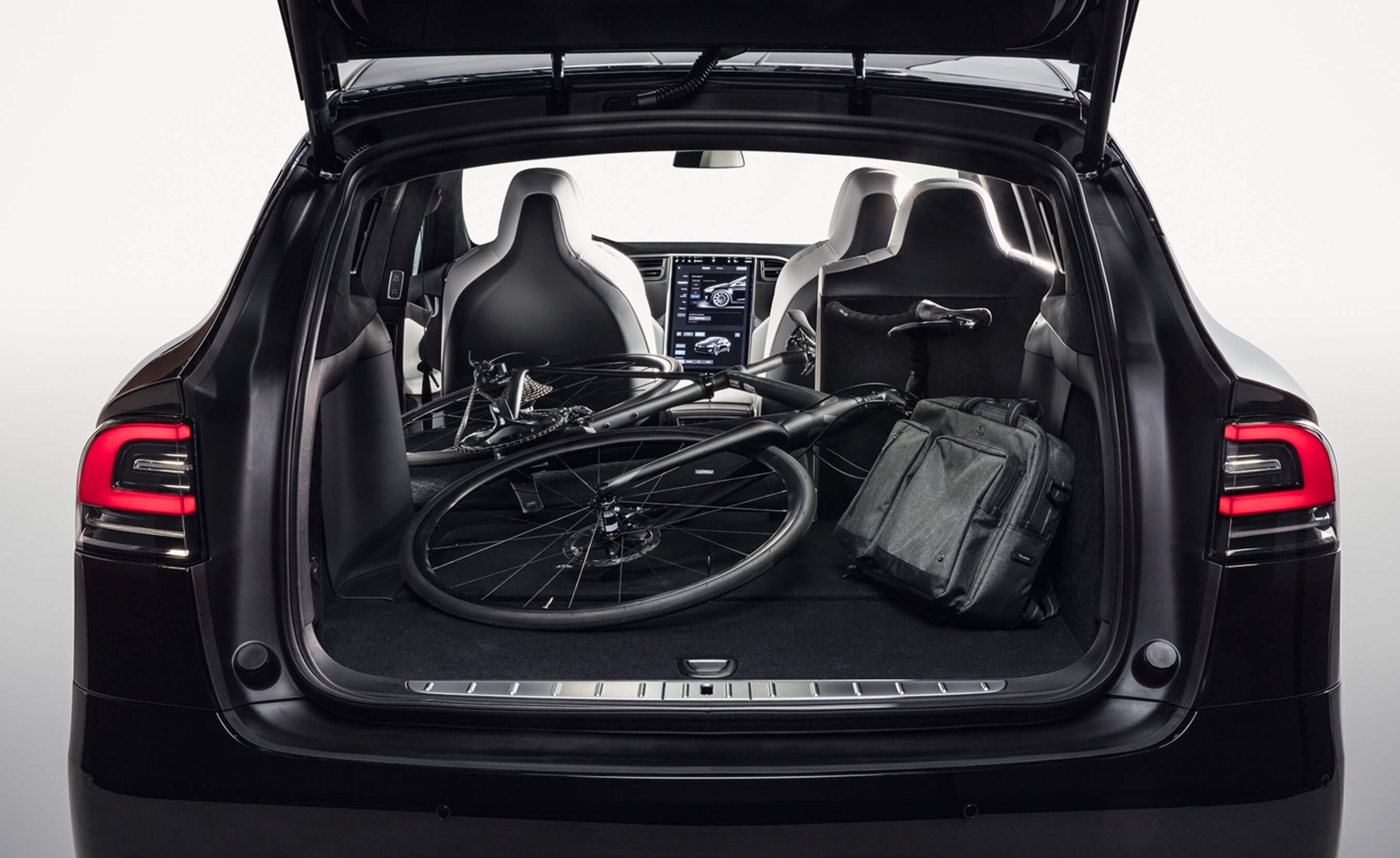 Tesla Model X отримав корисну опцію